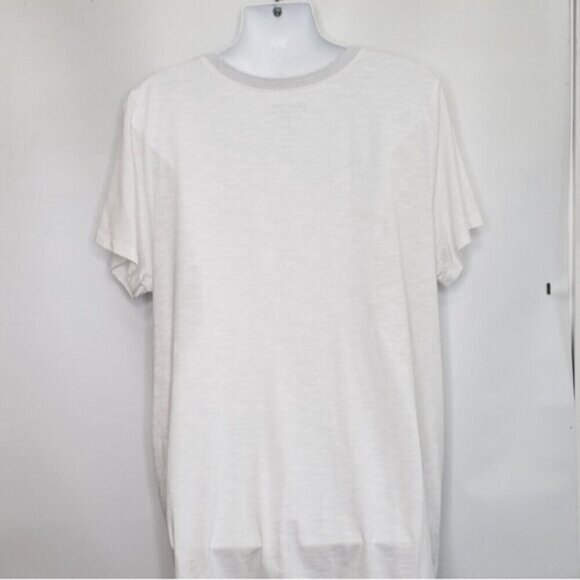 Torrid White Tee Sparkle Silver Neck Detail Size 2X - Picture 4 of 13